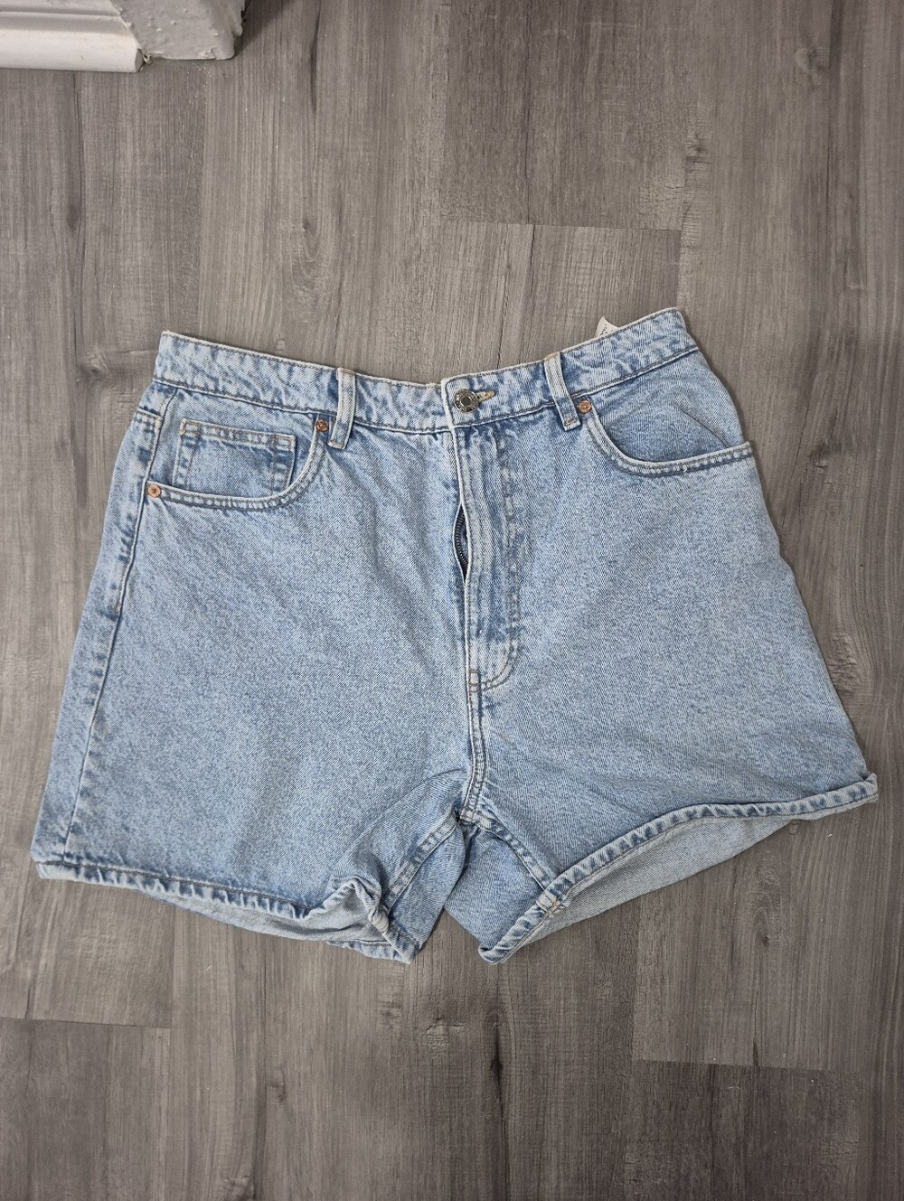 Mom Jean Shorts